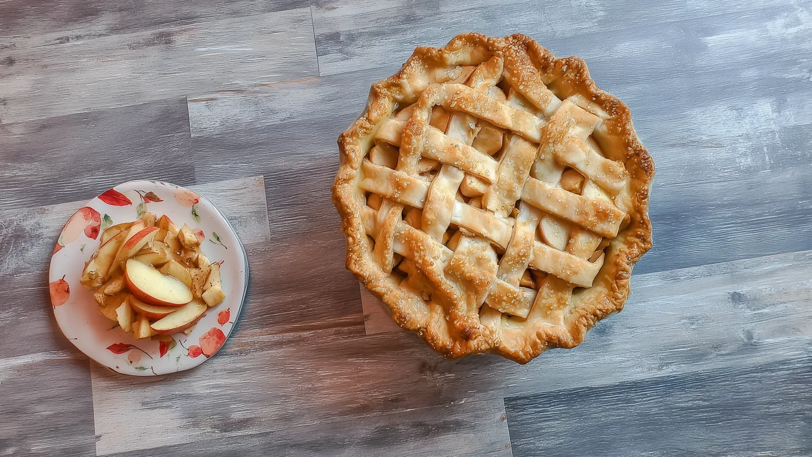 Фото блюда: Американский яблочный пирог с корицей