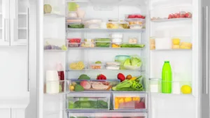 Статья: Как правильно хранить продукты в холодильнике: советы, правила и полезные лайфхаки