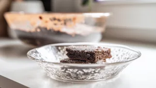 Фото рецепта: Брауни с орехами и шоколадом в духовке