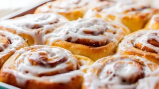 Фото рецепта: Булочки с корицей Синнабон