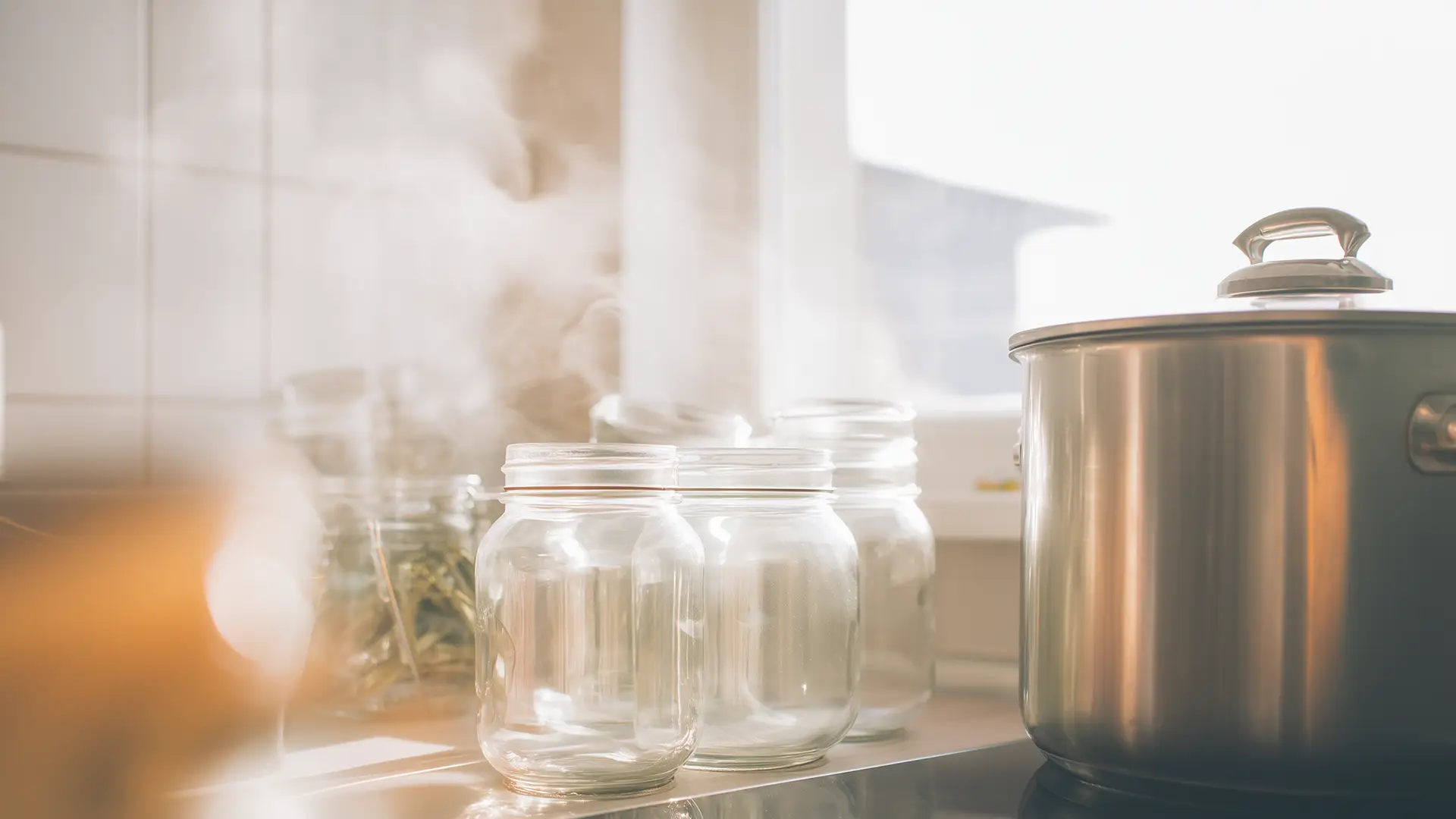 Фото блюда: Как стерилизовать банки для заготовок: проверенные способы и советы