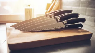 Обложка статьи: Как выбрать кухонный нож: советы, виды и главные ошибки