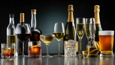 Обложка статьи: Калории в алкоголе и таблица калорийности алкоголя для контроля веса