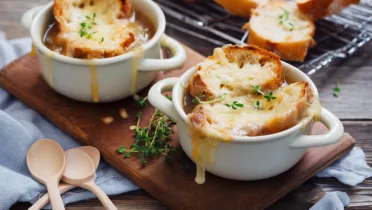 Фото блюда: Луковый суп по французскому рецепту