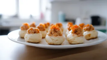 Фото блюда: Горячая закуска с нежной икрой минтая