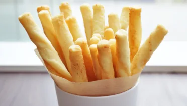 Фото блюда: Хрустящие картофельные палочки с мягкой сердцевиной