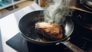 Фото блюда: Сочный жареный стейк кеты с хрустящей корочкой