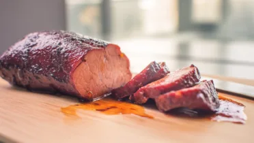 Фото блюда: Корейка барбекю с яркой сладкой глазурью