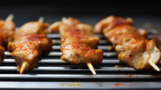 Фото рецепта: Мини шашлычки из цыпленка с пряным ароматом