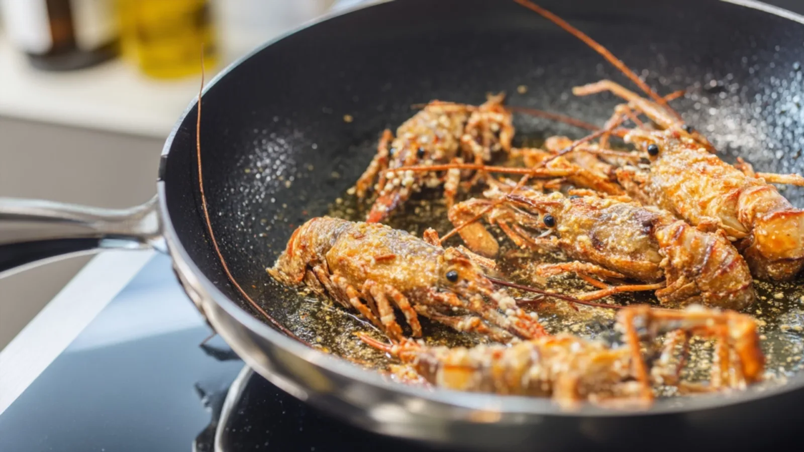 Фото блюда: Лангуст в пряном масле с чили