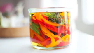 Фото рецепта: Яркий маринованный перец для идеальной закуски