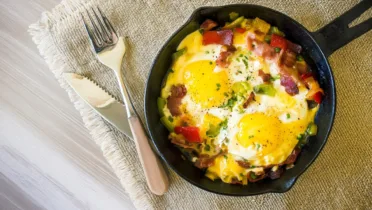 Фото блюда: Сочный денвер омлет с ярким вкусом