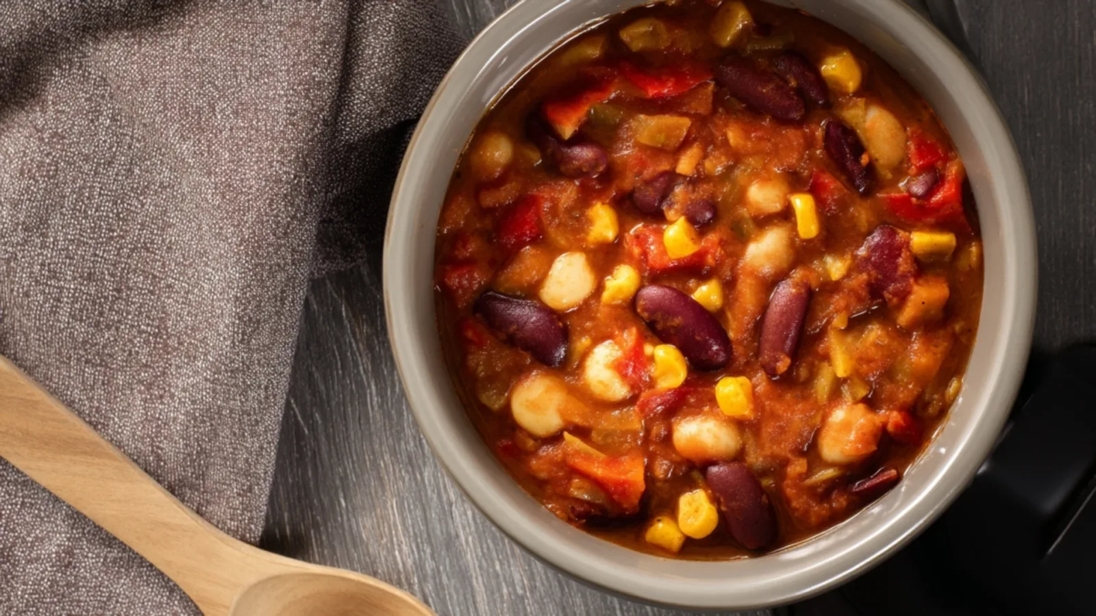 Фото блюда: Насыщенное овощное рагу с яркой кукурузой