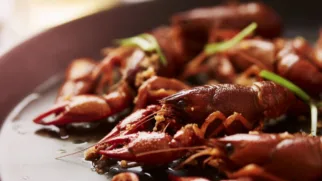 Фото рецепта: Раки в копченом масле с ярким ароматом