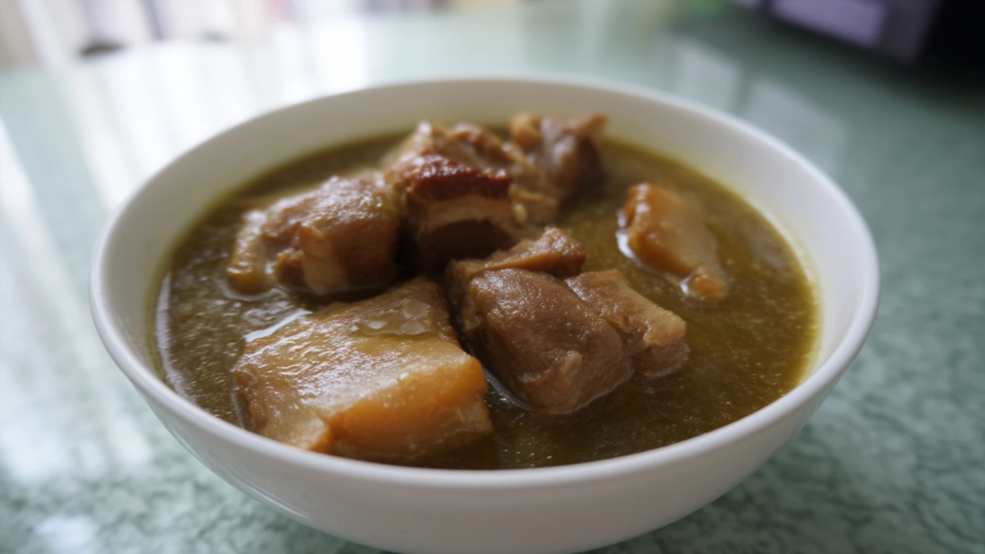 Фото блюда: Редька тушеная со свининой