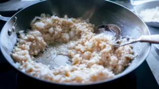 Фото рецепта: Ризотто с луком – идеальный ужин