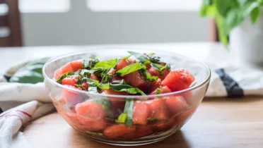 Фото блюда: Салат арбуз томат с ярким летним вкусом