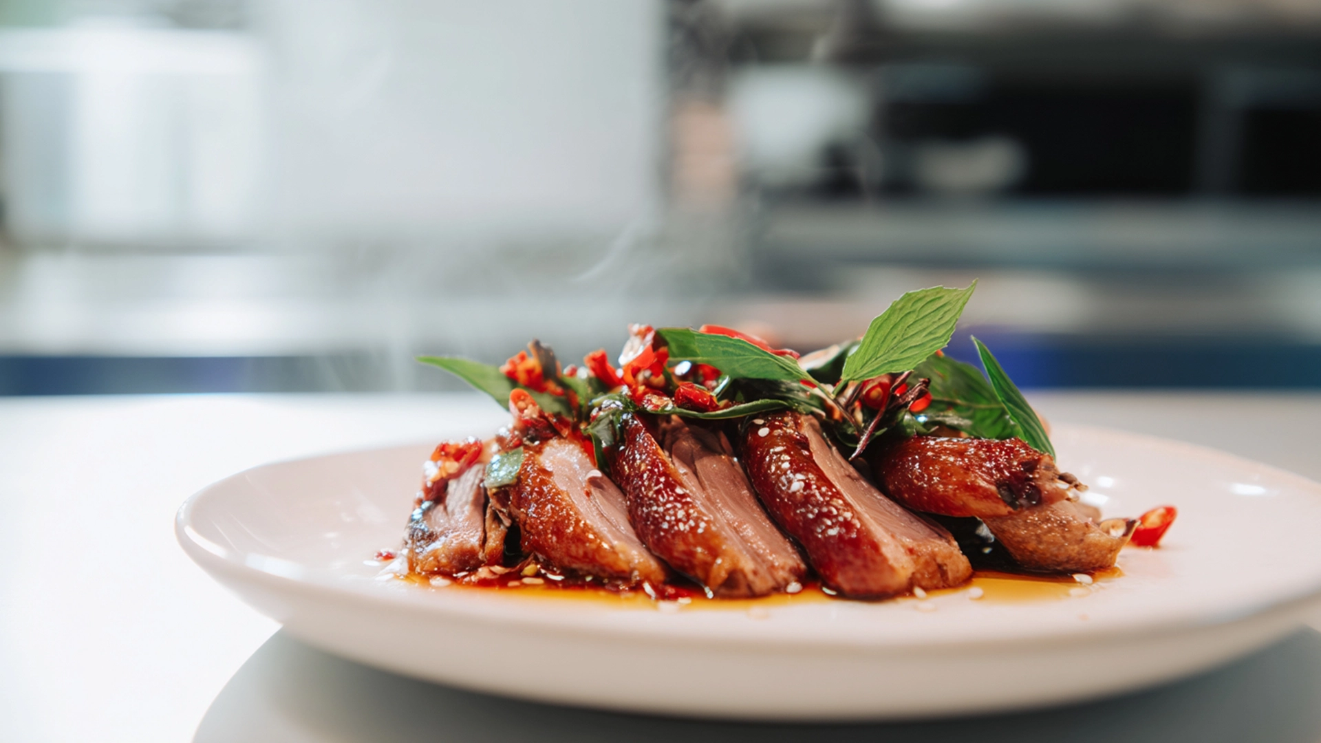 Фото блюда: Тайская утка с ярким лаймовым вкусом