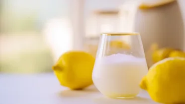 Фото блюда: Тоник с лимоном и медом освежающий напиток для любого времени