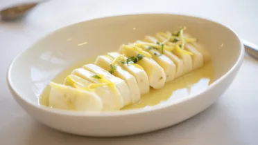 Фото блюда: Нежный ямс в ярком лимонном соусе