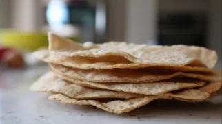 Фото рецепта: Как приготовить чалпак — жареные лепёшки из Киргизской кухни