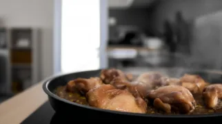 Фото рецепта: Чечевица с копчёной курицей