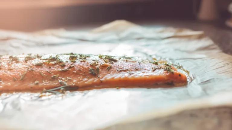 Фото блюда: Форель в белом вине в духовке, нежное филе с травами без лишних хлопот