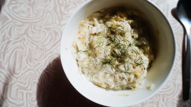 Фото блюда: Фрикасе из окары с зеленью – нежный вегетарианский рецепт