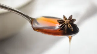 Фото рецепта: Карамельный сироп с анисом для десертов