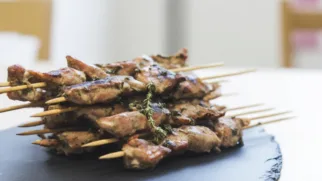 Фото рецепта: Кебаб из зайчатины с ароматными травами и сочной текстурой
