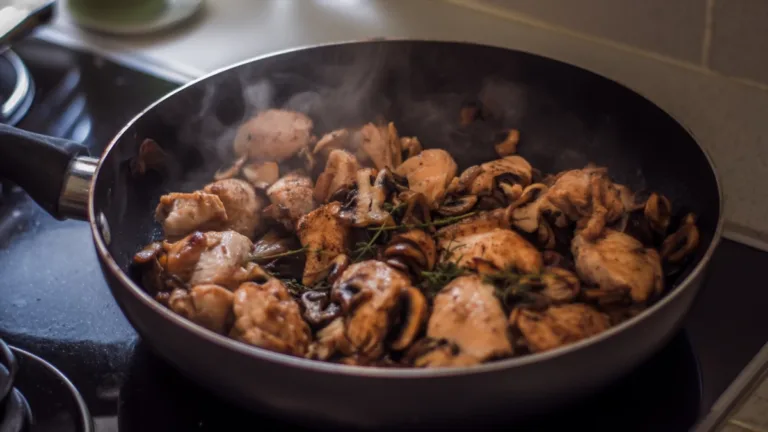 Фото блюда: Куриные голени с грибами