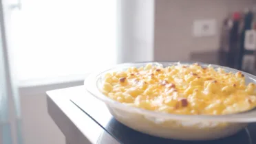 Фото блюда: Мак энд чиз с халапеньо – острая версия классического макарона с сыром