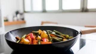 Фото рецепта: Обжаренные овощи по азиатски с кокосовым маслом