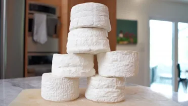 Фото блюда: Как приготовить острый сыр Канталь с липазой