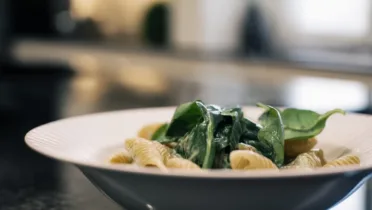 Фото блюда: Паста с шампанским и шпинатом