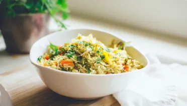 Фото блюда: Овощной плов на кокосовом масле — ароматный и полезный