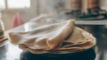 Фото блюда: Протеиновые блины на соевой муке с нежной текстурой и румяной корочкой