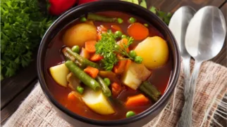 Фото рецепта: Рагу из овощей с красным полусладким вином