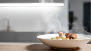 Фото рецепта: Нежный суп с осьминогом и овощами для уютного обеда