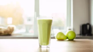 Фото рецепта: Яблочно грушевый смузи с освежающим вкусом и пользой