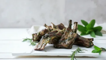 Фото блюда: Сочные бараньи рёбра с мятой и лаймом