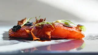 Фото рецепта: Форель в соевом маринаде с ярким карамельным вкусом