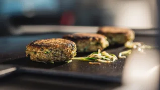 Фото рецепта: Гречневые оладьи с кабачком с нежной текстурой