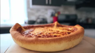 Фото рецепта: Нежный хачапури по-имеретински с тягучим сыром