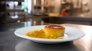 Фото рецепта: Крем брюле с маракуйей: рецепт, калорийность, как приготовить