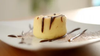 Фото рецепта: Изысканный картофельный крем с трюфельным маслом