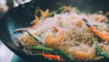 Фото рецепта Лапша бифун с морепродуктами