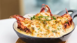 Фото рецепта: Лобстер термидор как в ресторане высокой кухни