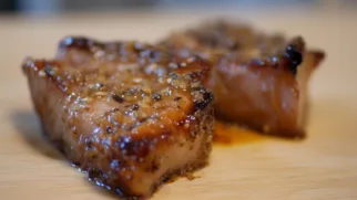 Фото рецепта: Медовая буженина с горчицей