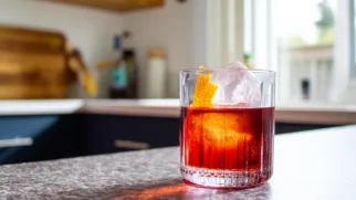 Фото рецепта: Итальянский негроги с яркой апельсиновой цедрой